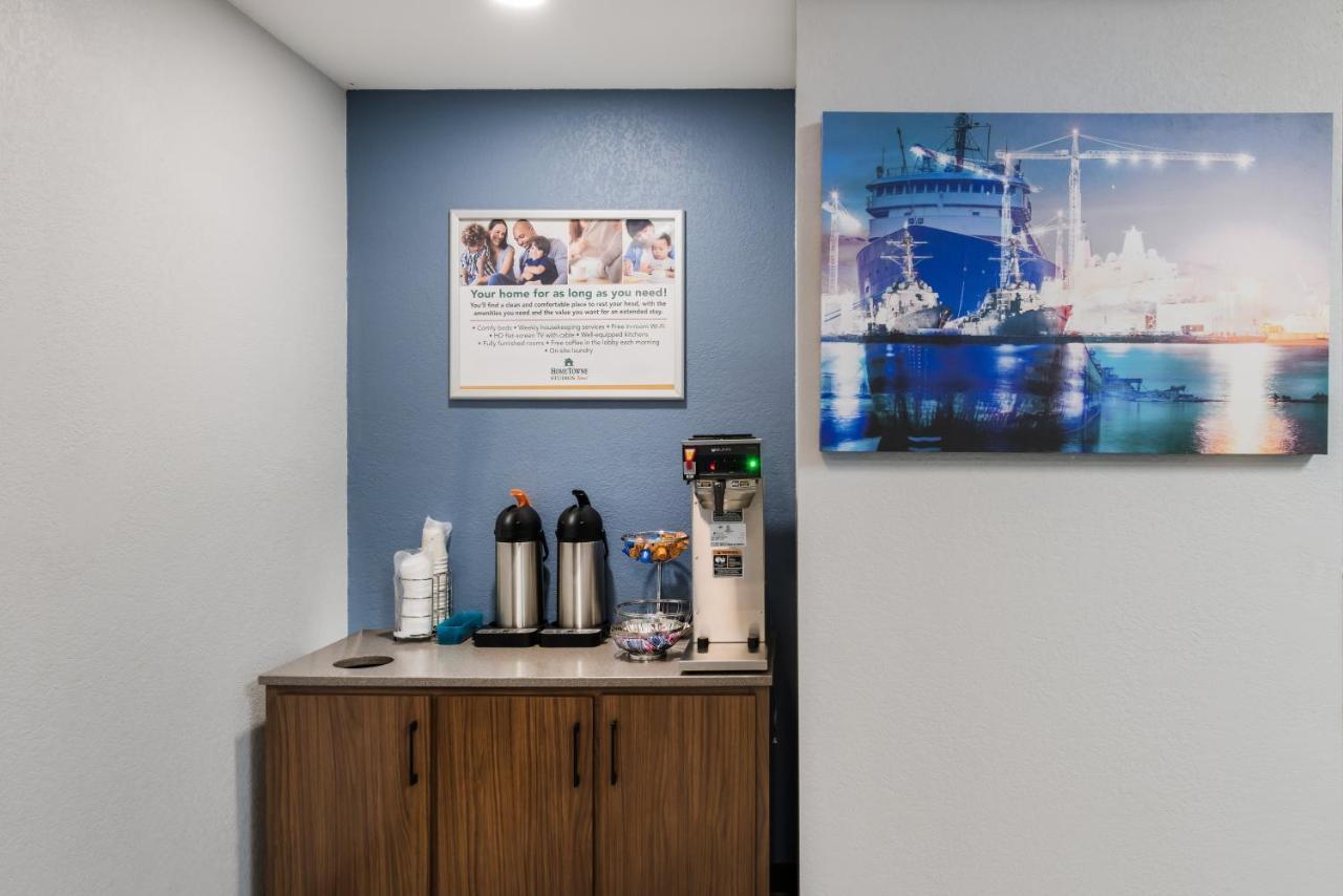 Hometowne Studios By Red Roof Newport News - Hampton West エクステリア 写真